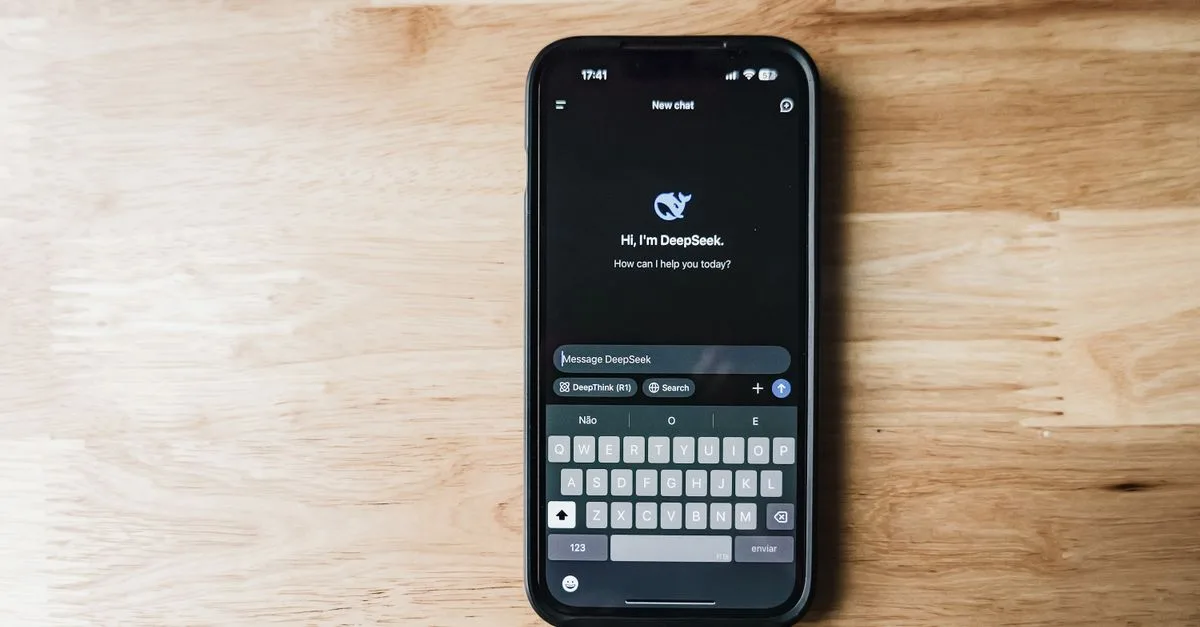 AI Agent tự động trả lời tin nhắn Facebook và Zalo là gì? — AI Agent tự động trả lời tin nhắn Facebook và Zalo cho shop